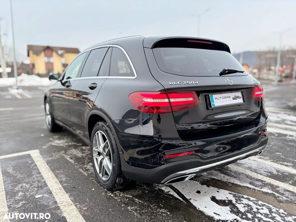 Mercedes-Benz GLC 250 d 4MATIC 9G-TRONIC AMG Line - 4