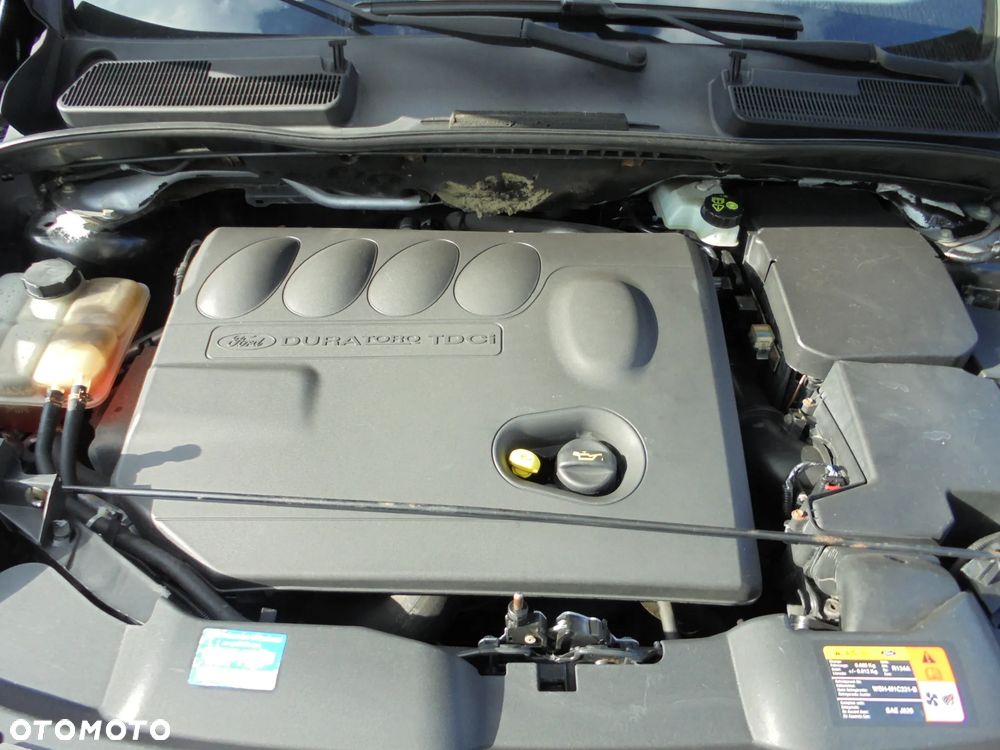 Ford Kuga 2.0 TDCi 2x4 Trend - 26