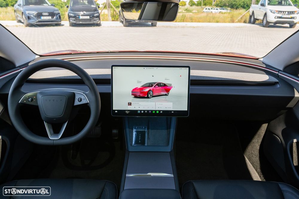 Tesla Model 3 Tração Traseira - 25