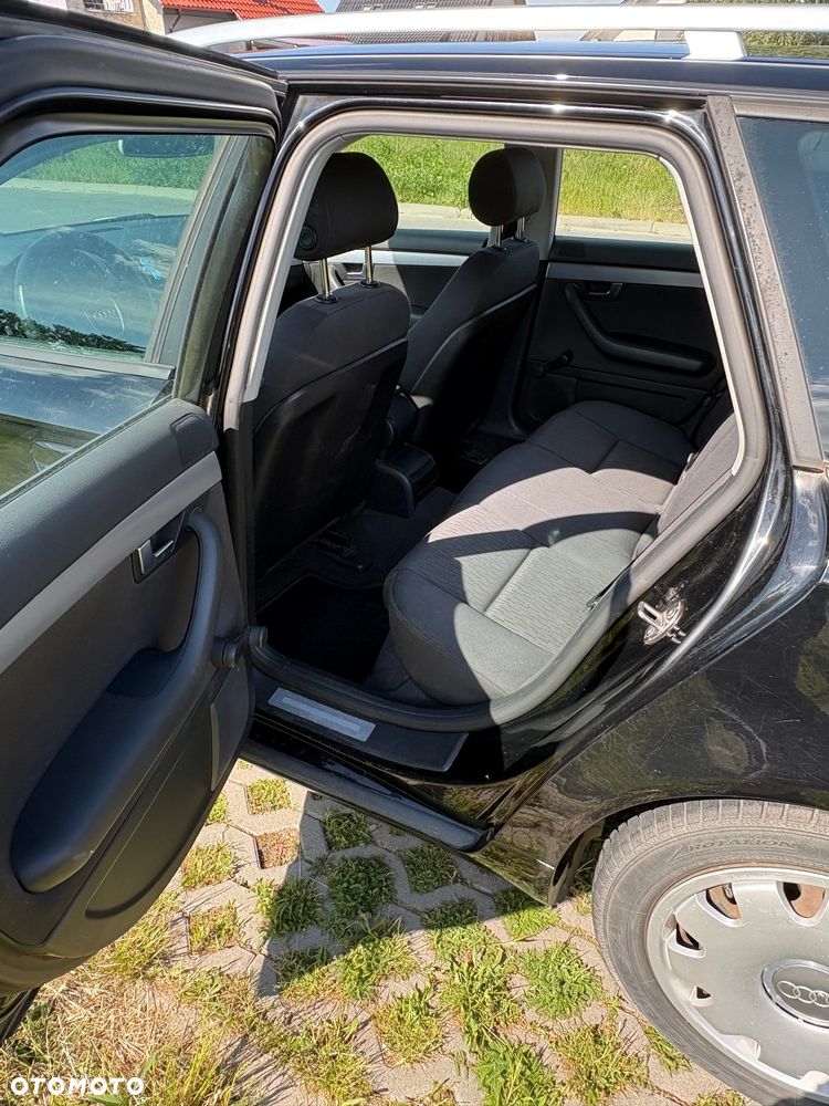 Audi A4 Limousine - 12