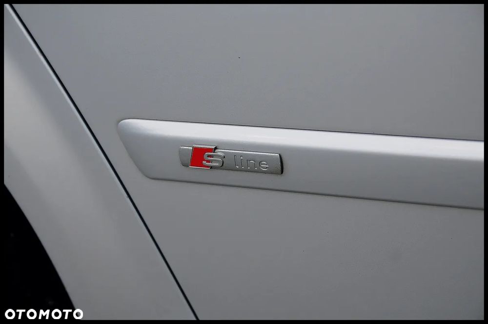 Audi A4 Avant 2.4 - 27