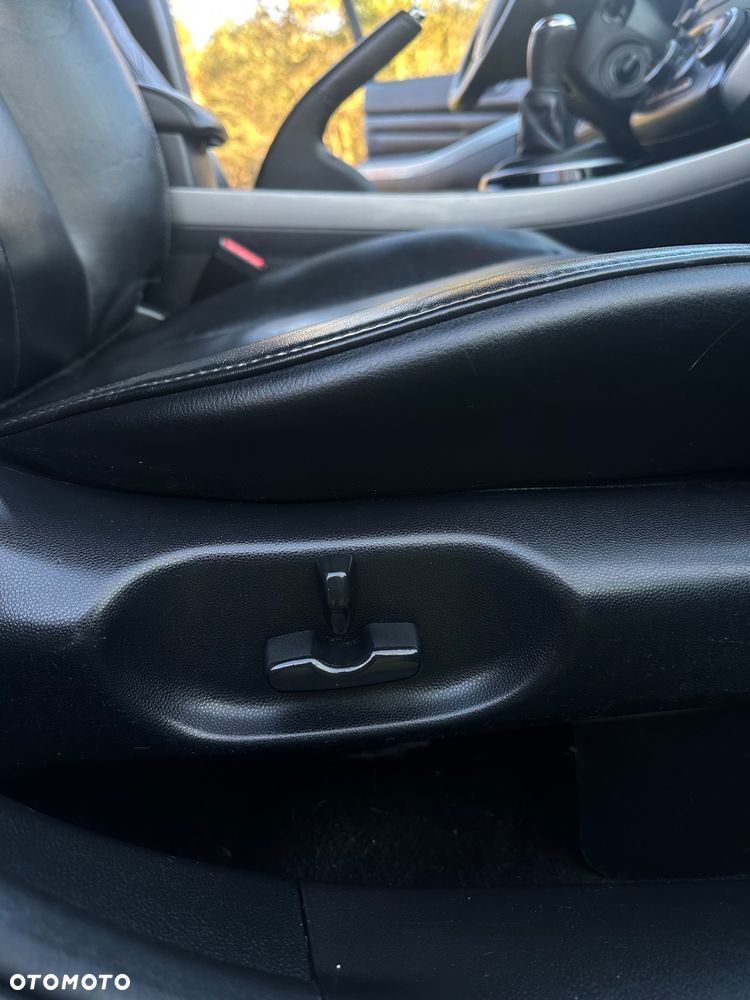 Mazda CX-7 2.2 CD Exclusive + - 24