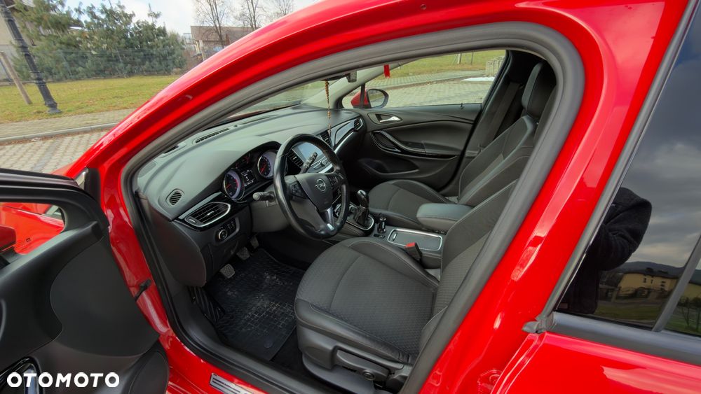 Opel Astra 1.4 T Elite S&S - 18