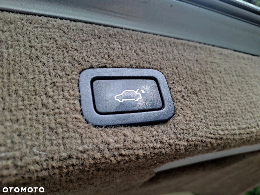 Volvo XC 70 D5 AWD Summum - 38