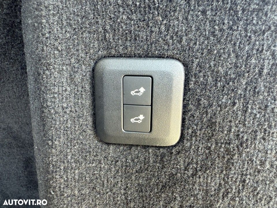 Land Rover Range Rover Sport 3.0 SDV6 - 29