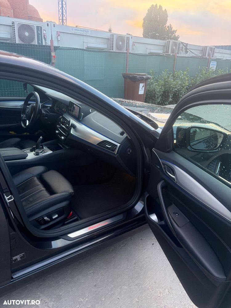 BMW Seria 5 520d AT - 11