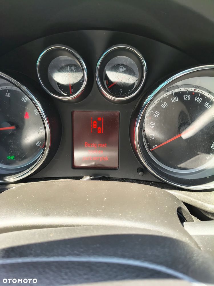 Opel Insignia - 27