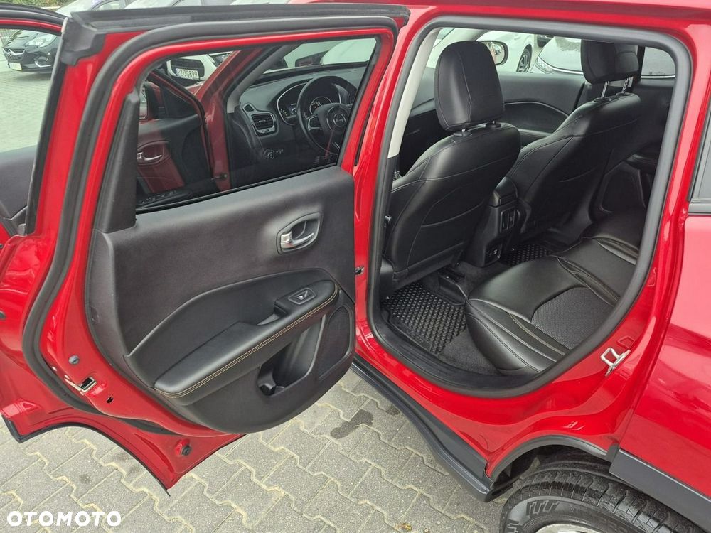 Jeep Compass - 23