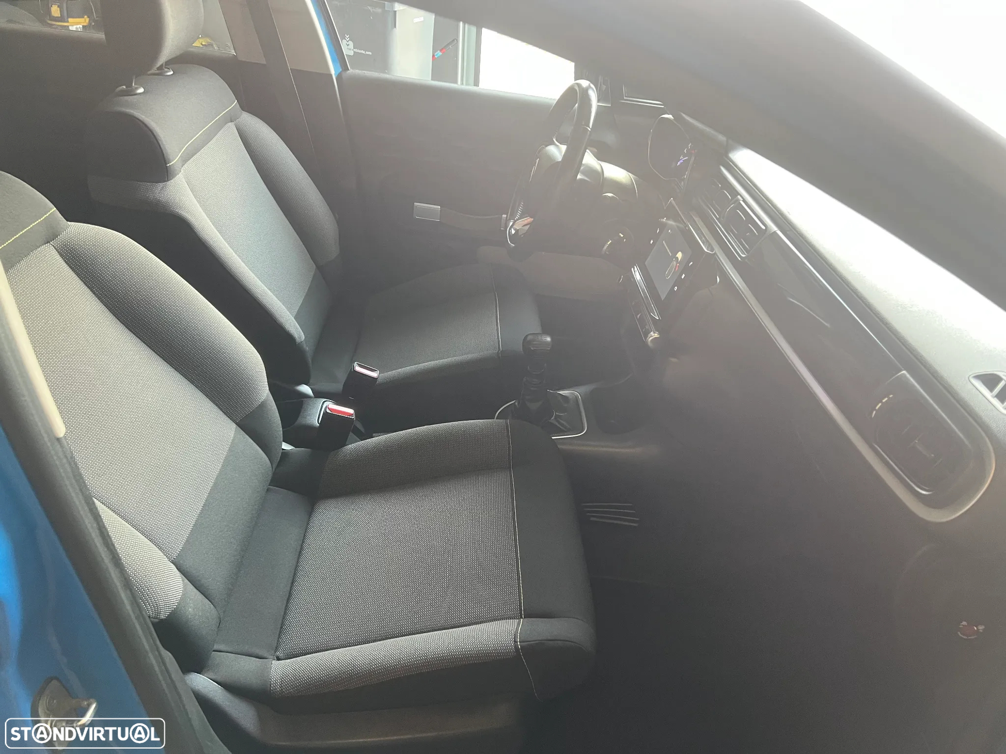 Citroën C3 1.2 PureTech Shine - 15