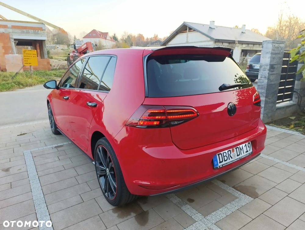 Volkswagen Golf - 29