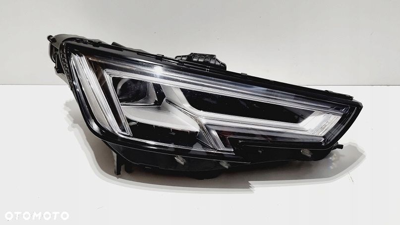 REFLEKTOR PRAWY FULL LED AUDI A4 B9 EUROPA - 2