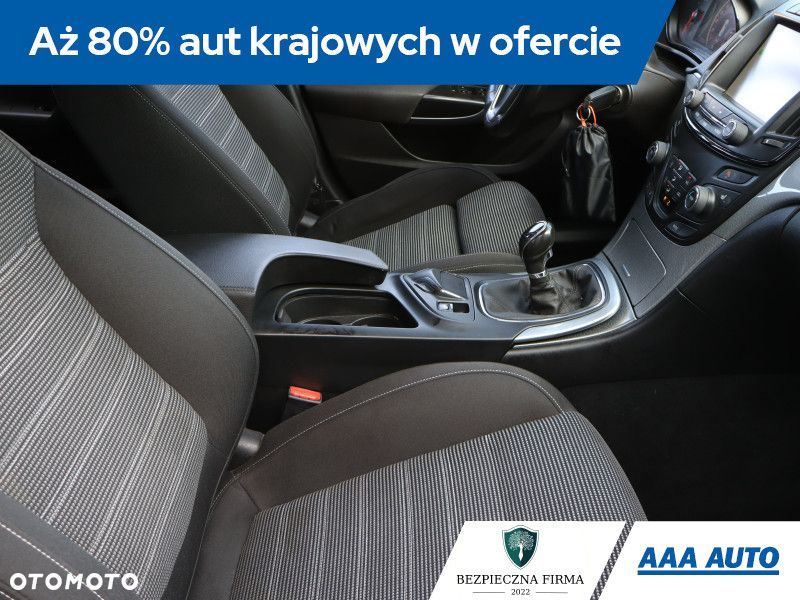 Opel Insignia - 10