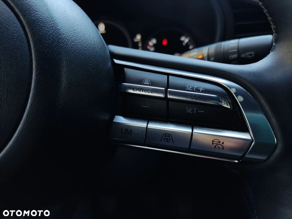 Mazda 3 SKYACTIV-D 1.8 SELECTION - 38