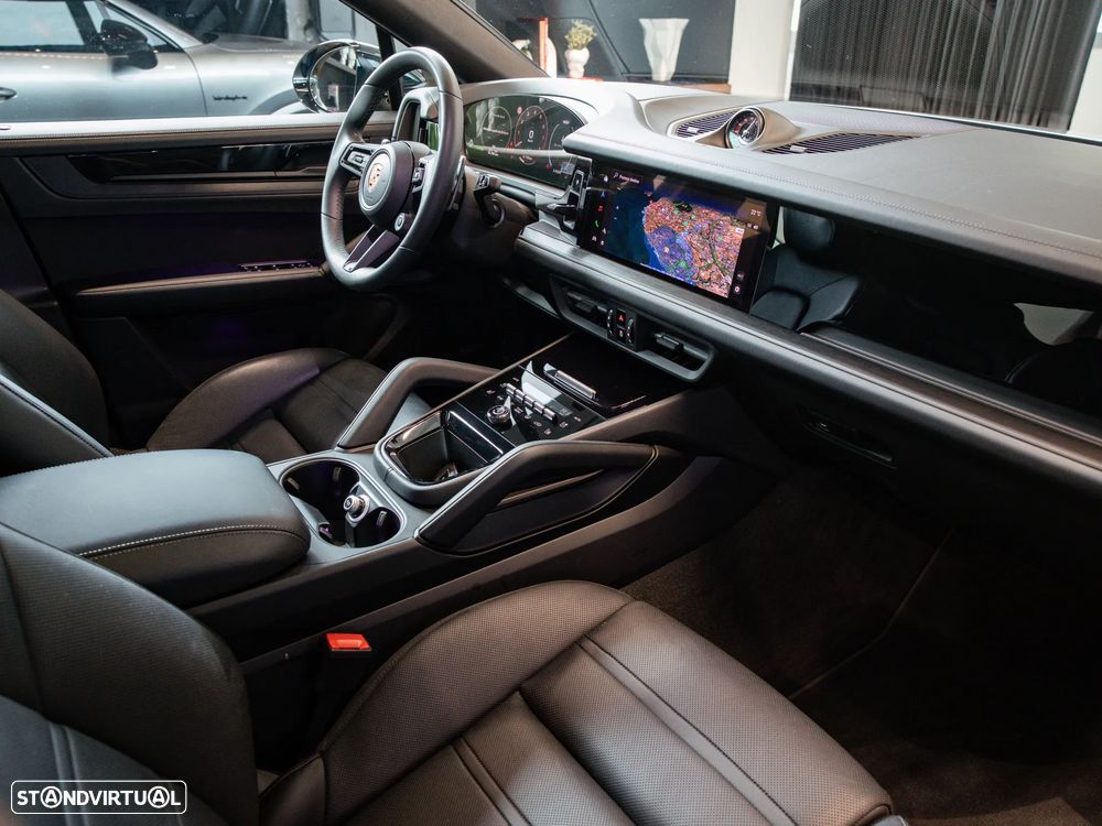 Porsche Cayenne Coupé E-Hybrid Black Edition - 41