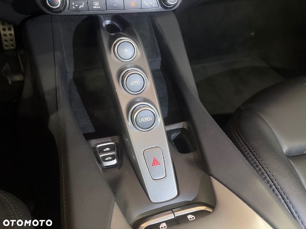 Ferrari Portofino - 16