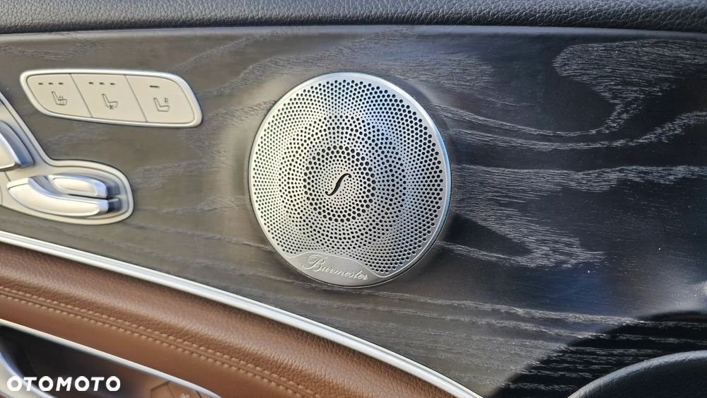 Mercedes-Benz Klasa E - 16