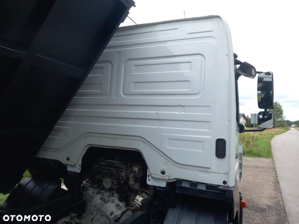 Mercedes-Benz Atego 818 - 13