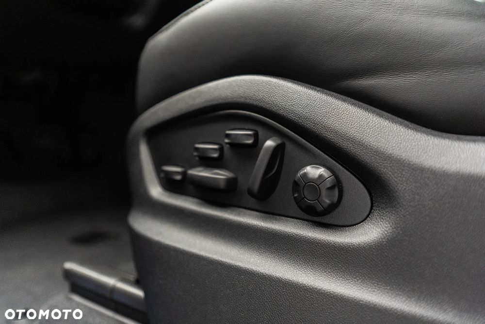 Porsche Cayenne Black Edition - 25