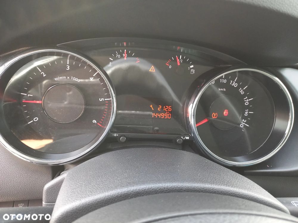 Peugeot 3008 1.6 BlueHDi Style S&S - 21