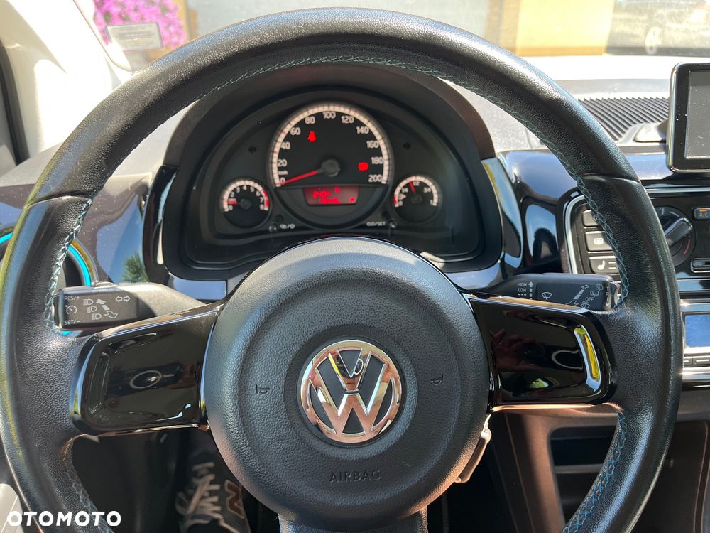 Volkswagen up! - 7