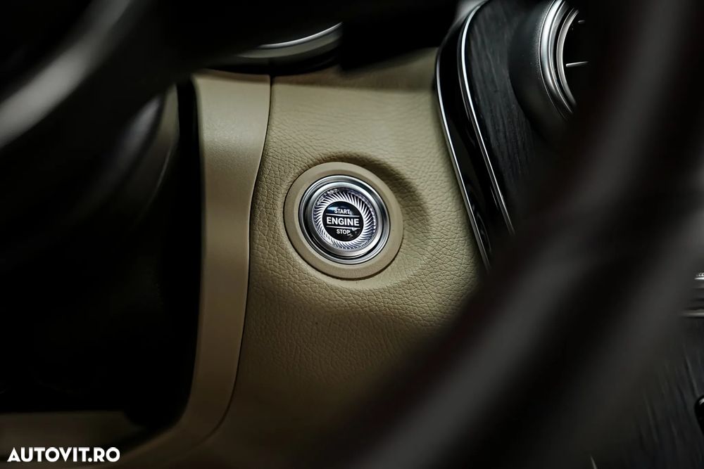 Mercedes-Benz GLC 300 de 4Matic 9G-TRONIC Exclusive - 33
