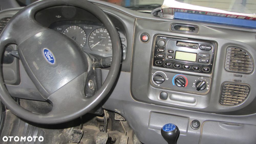 Ford TRANSIT - 8