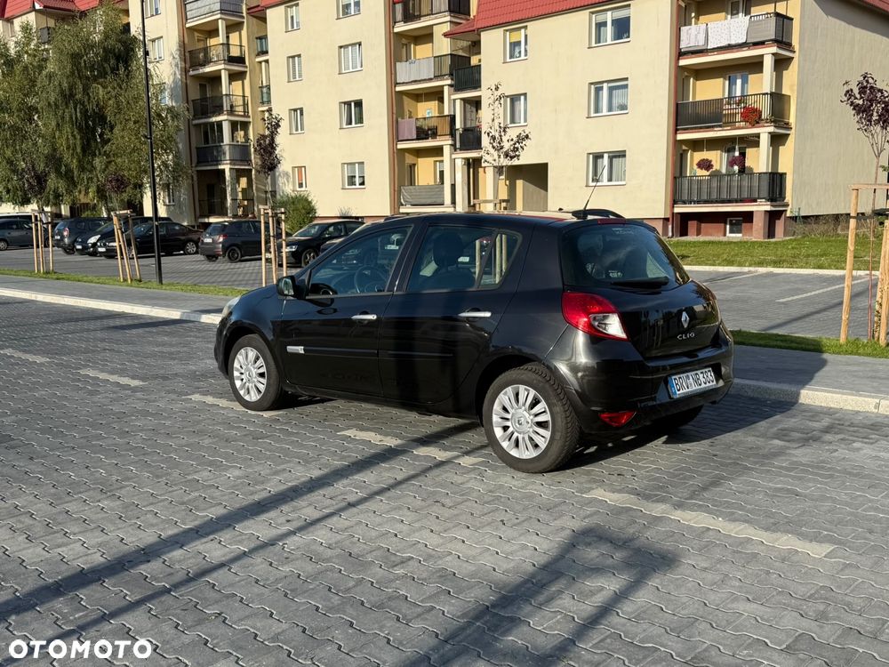 Renault Clio - 3