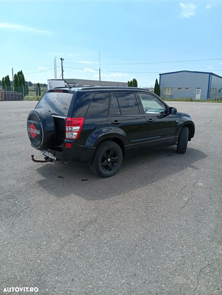 Suzuki Grand Vitara 1.9 DDiS Comfort DPF Limited - 5