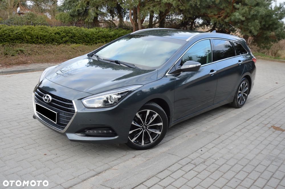 Hyundai i40 Kombi blue 1.7 CRDi DCT Premium - 1