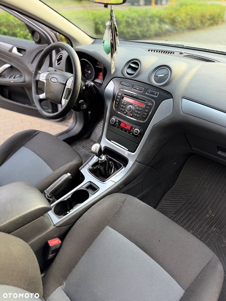 Ford Mondeo 2.0 TDCi Business Edition - 15