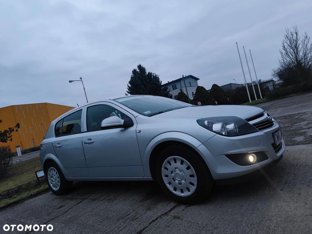 Opel Astra 1.6 EU5 - 3