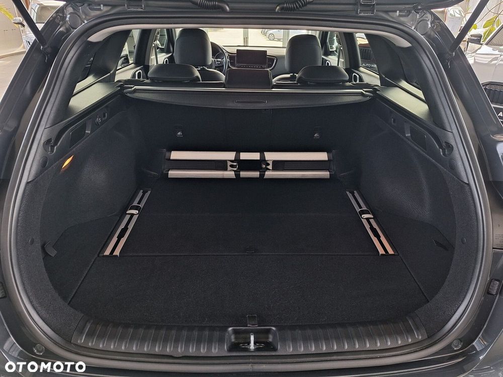 Kia Ceed 1.5 T-GDI Business Line - 16