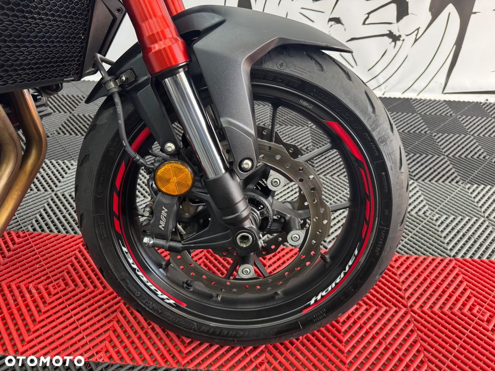 Honda Hornet - 35