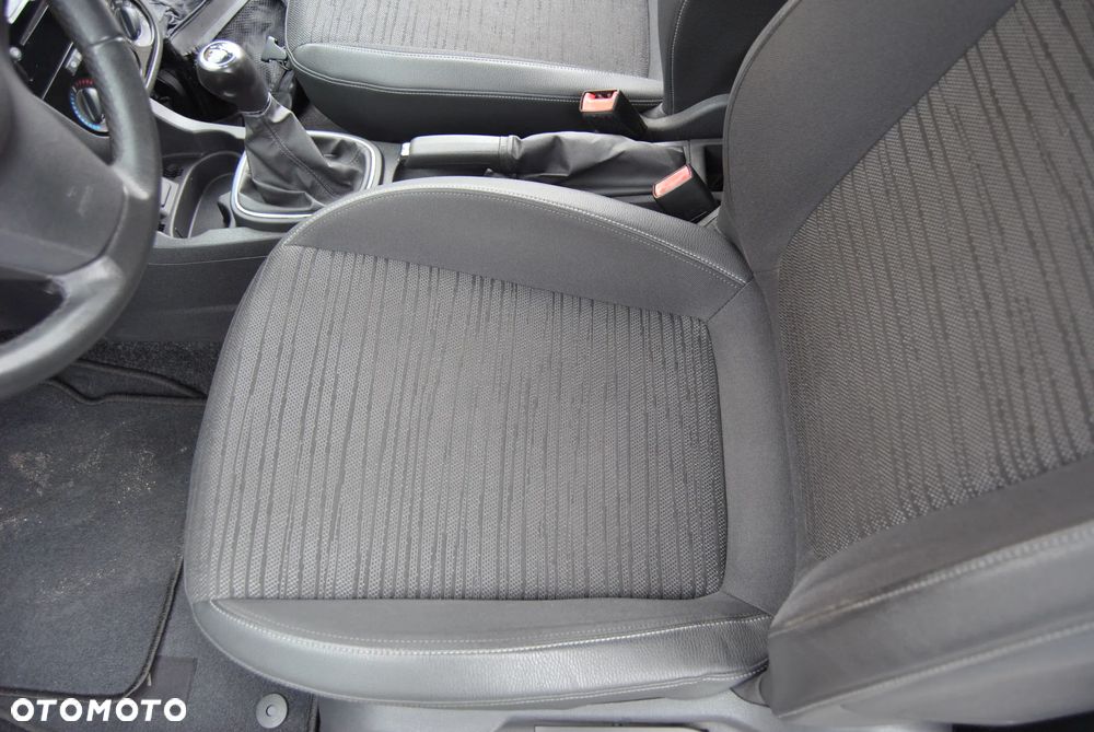 Opel Corsa 1.4 Cosmo - 14