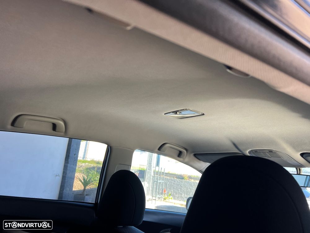 Toyota Auris 1.4 D-4D Exclusive+P.Sport - 10