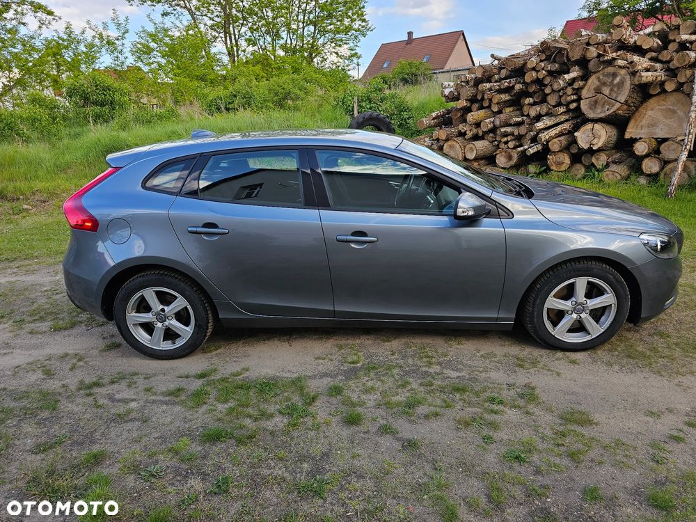 Volvo V40 D4 Kinetic - 5