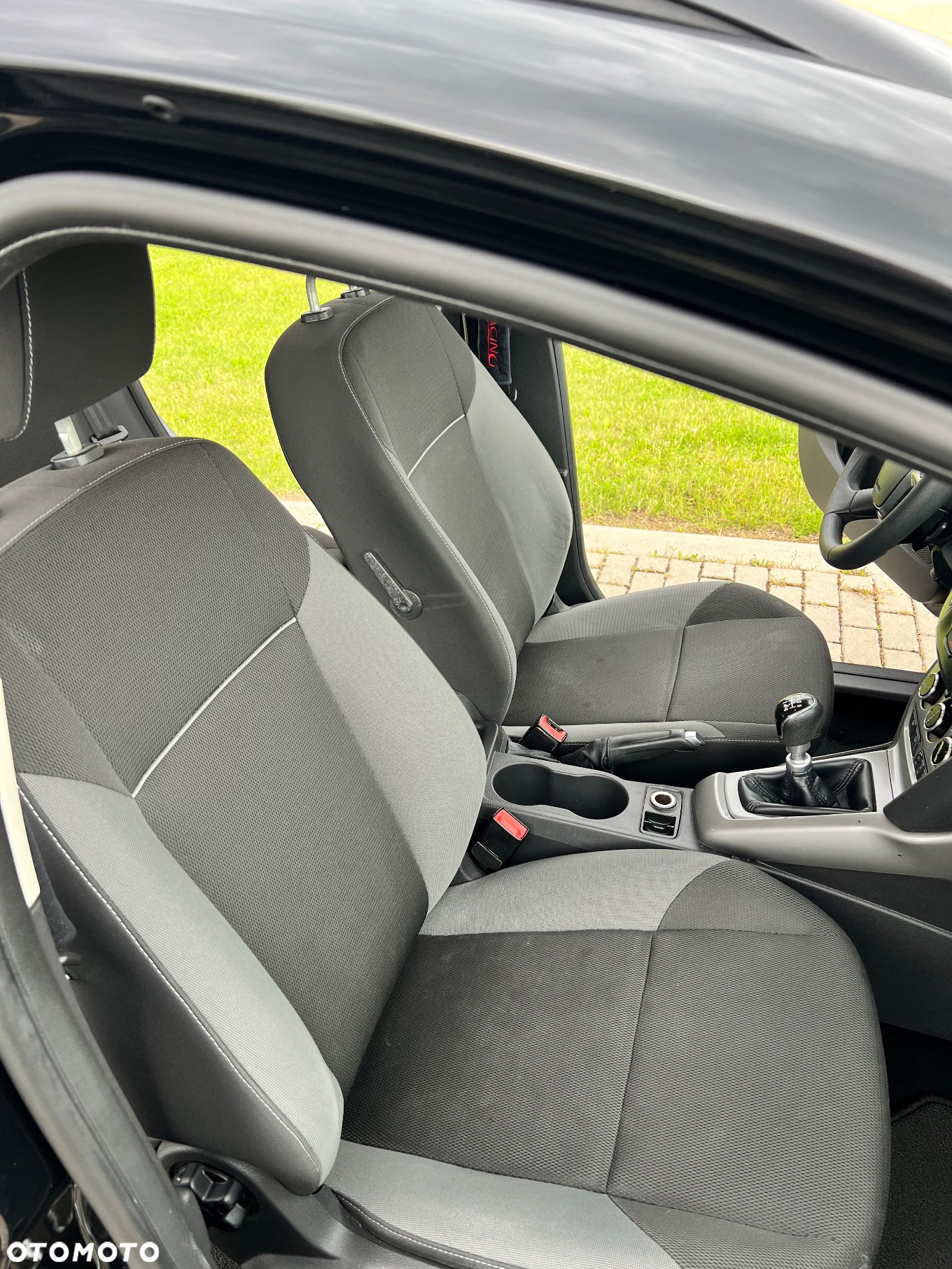 Ford Focus 1.6 TDCi DPF SYNC Edition - 18