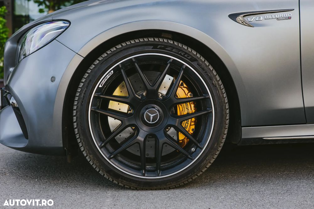 Mercedes-Benz E 63 AMG S 4MATIC Aut. - 13