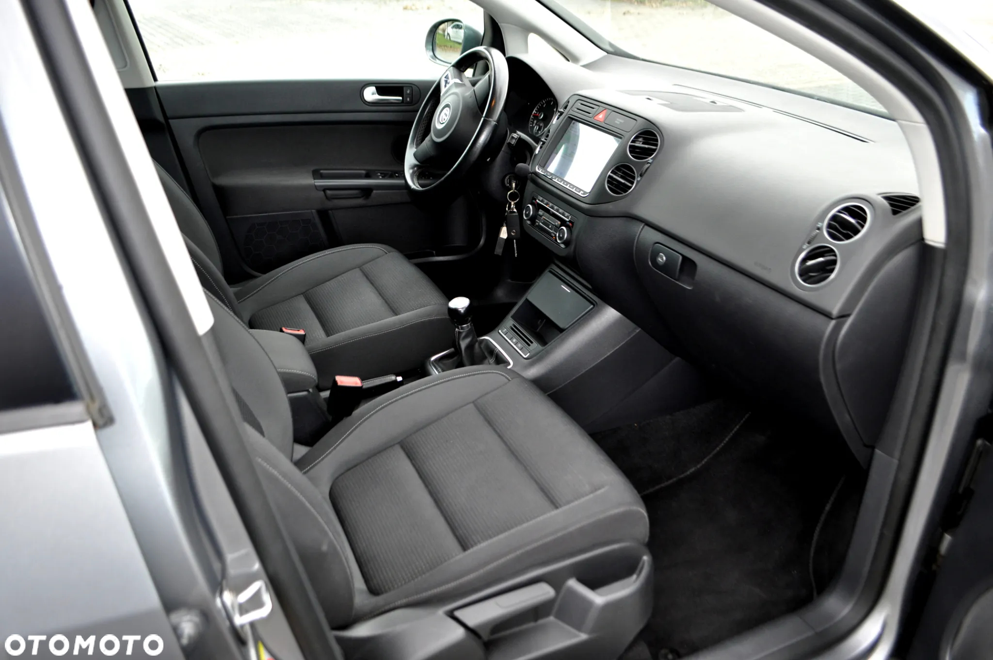 Volkswagen Golf Plus 1.6 TDI Comfortline - 15