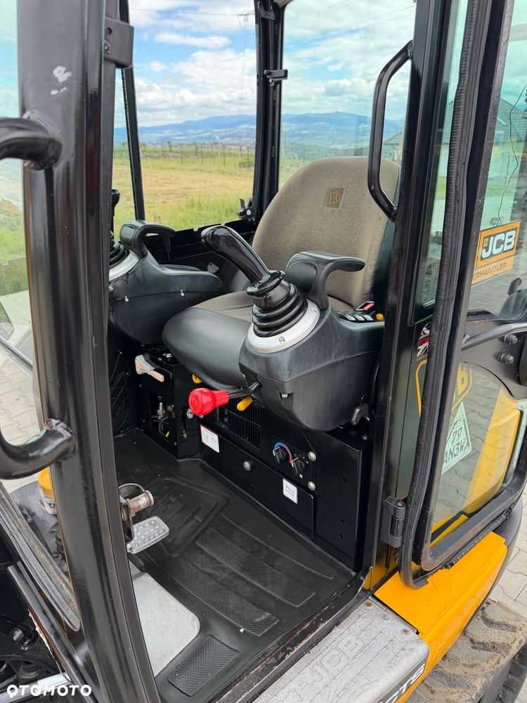 JCB 8026 - 15