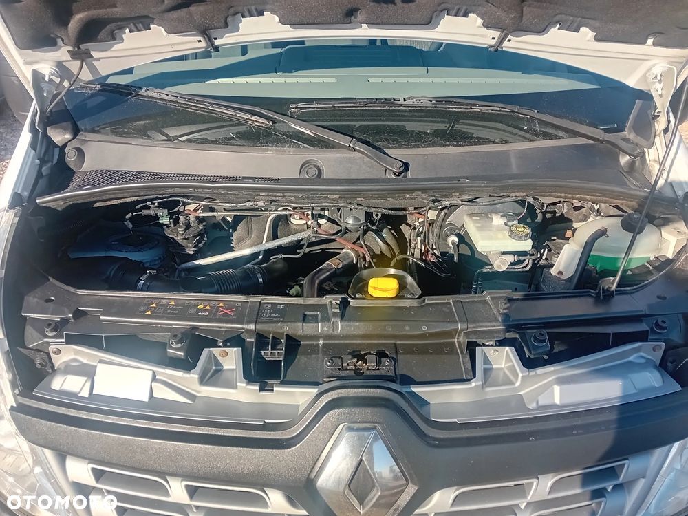 Renault Master - 24