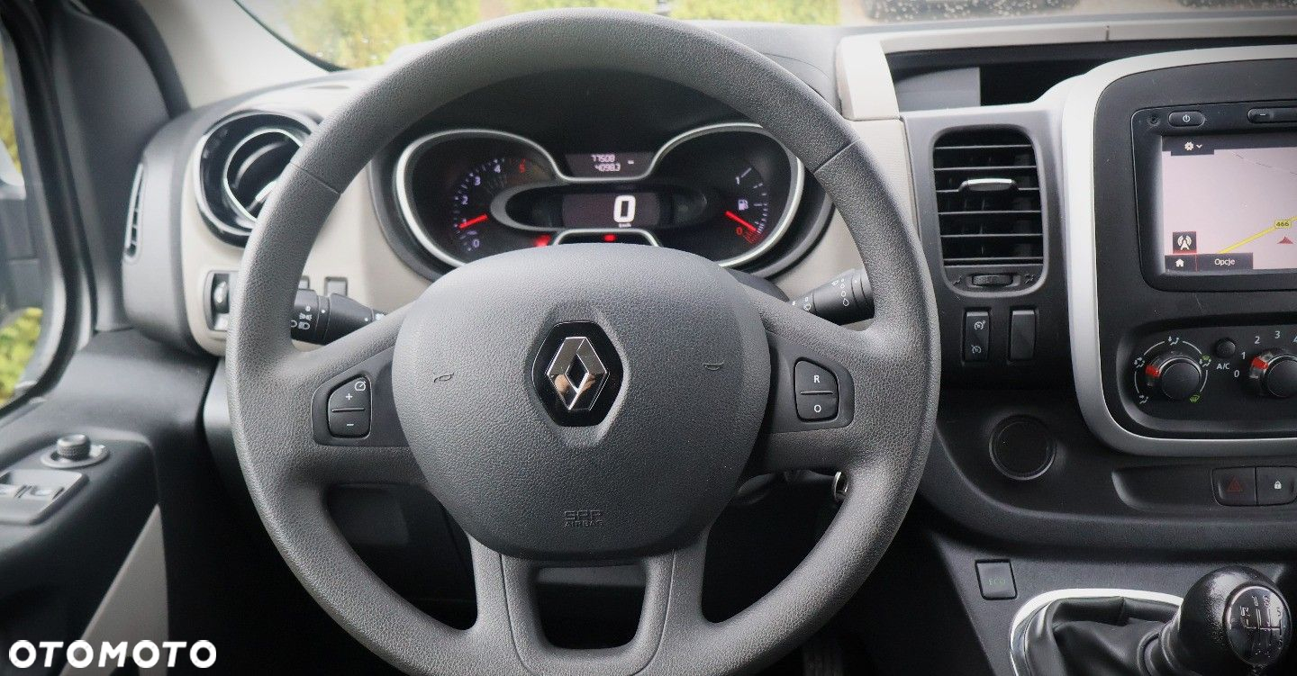 Renault Trafic - 13