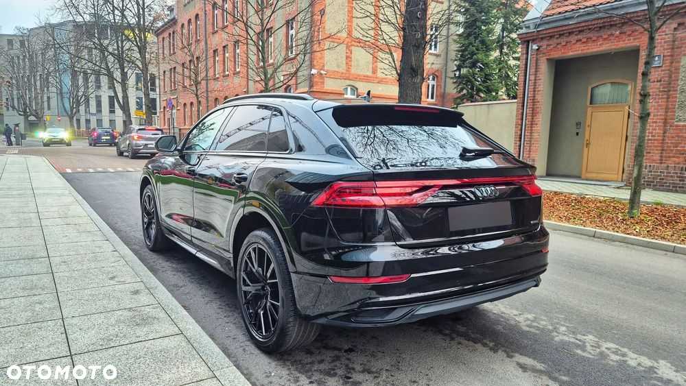 Audi Q8 55 TFSI quattro tiptronic - 7