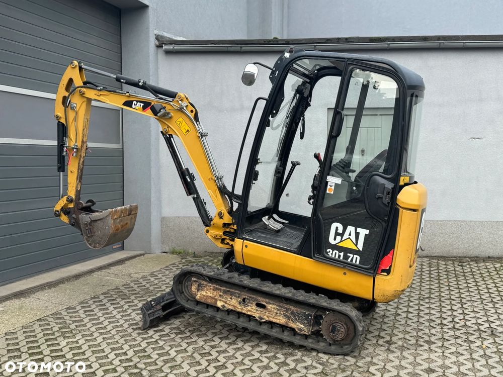 Caterpillar 301.7D - 6