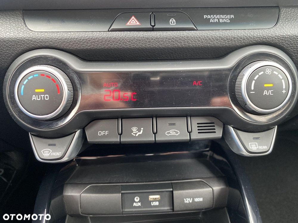 Kia Stonic - 25