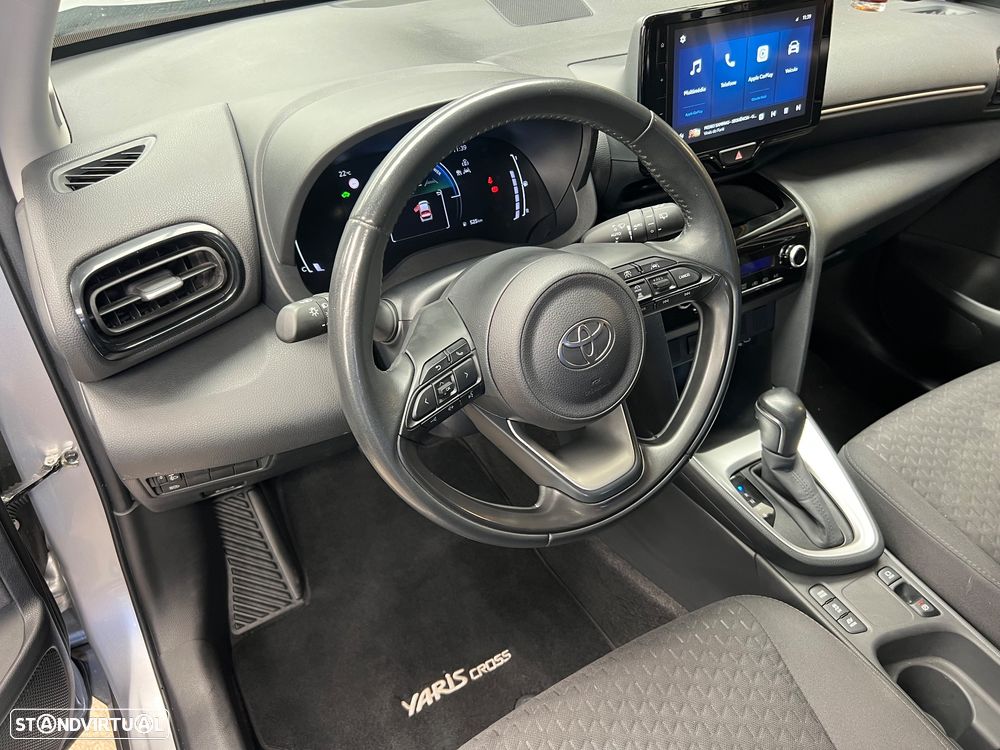 Toyota Yaris Cross 1.5 HDF Comfort Plus - 30