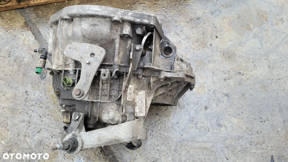 Skrzynia biegów Renault Laguna II 1,9 DCI 6-bieg manual 2006r PK6068 - 1