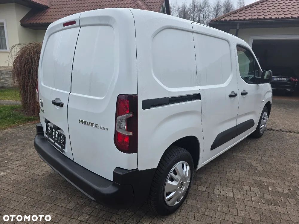 Toyota Proace City L1 - 9