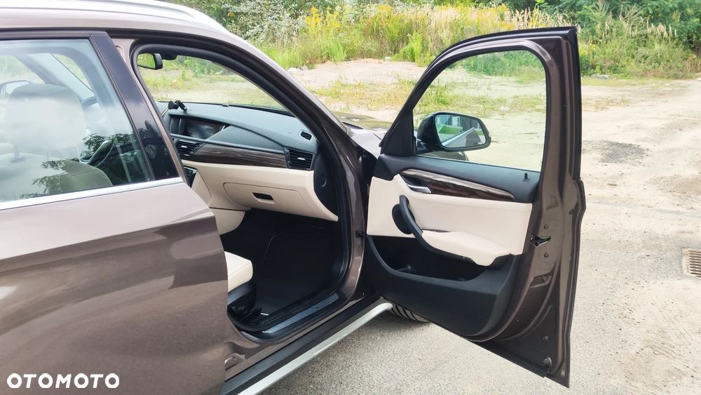 BMW X1 xDrive20d xLine - 31