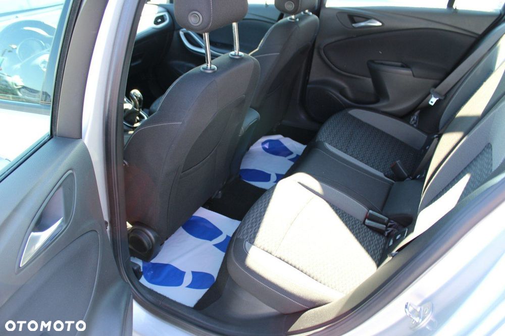 Opel Astra - 25